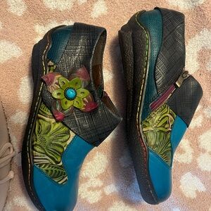 Socofy Leather shoes!! New without tags never worn!